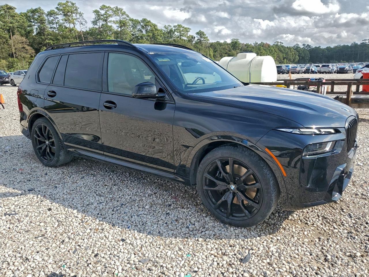 2024 BMW X7 XDRIVE40I photo 4