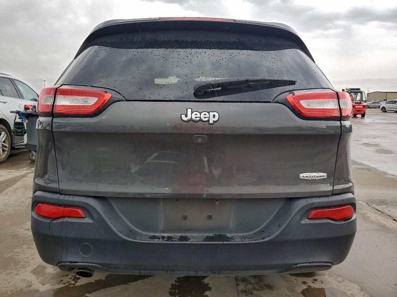 2016 JEEP CHEROKEE LATITUDE photo 6