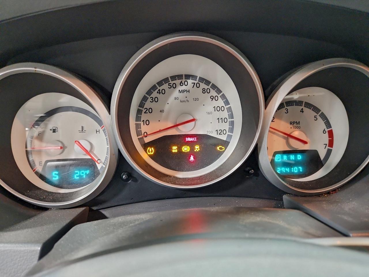 2010 DODGE GRAND CARAVAN SE photo 17
