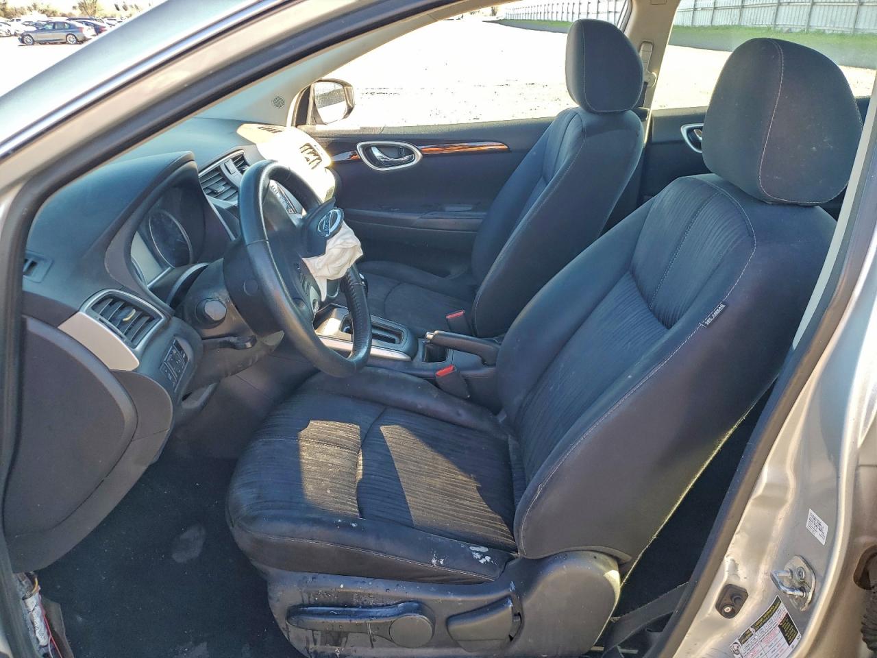 2016 NISSAN SENTRA photo 7