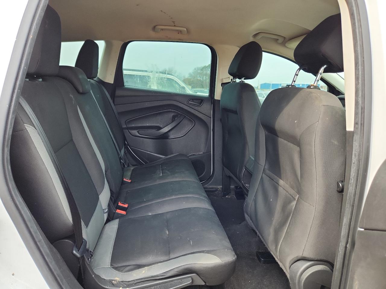 2016 FORD ESCAPE S photo 21