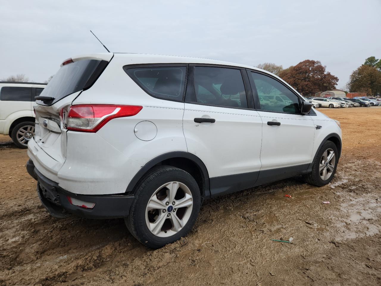 2016 FORD ESCAPE S photo 5