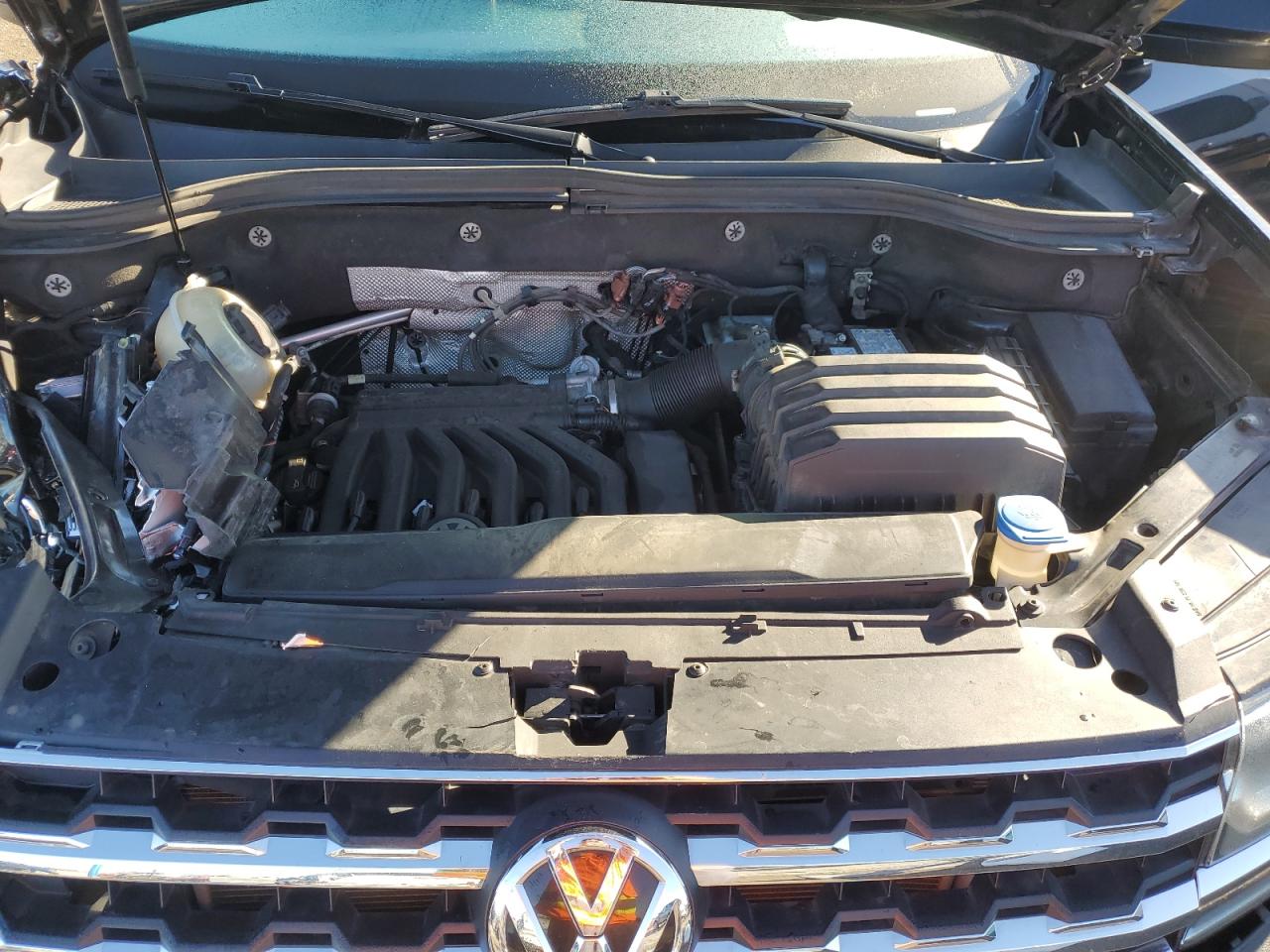2018 VOLKSWAGEN ATLAS SE photo 23
