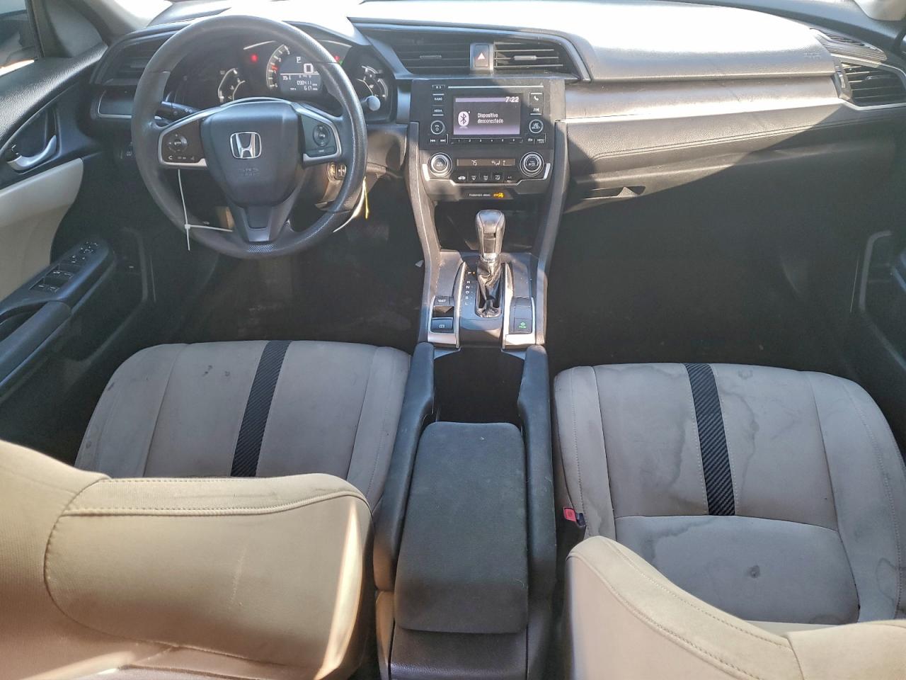 2016 HONDA CIVIC LX photo 8