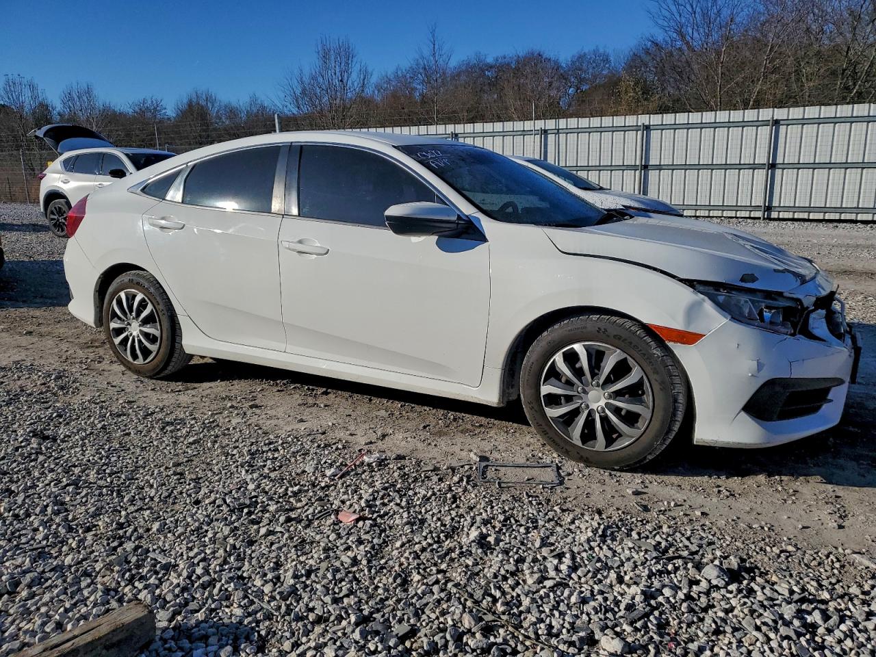 2016 HONDA CIVIC LX photo 4