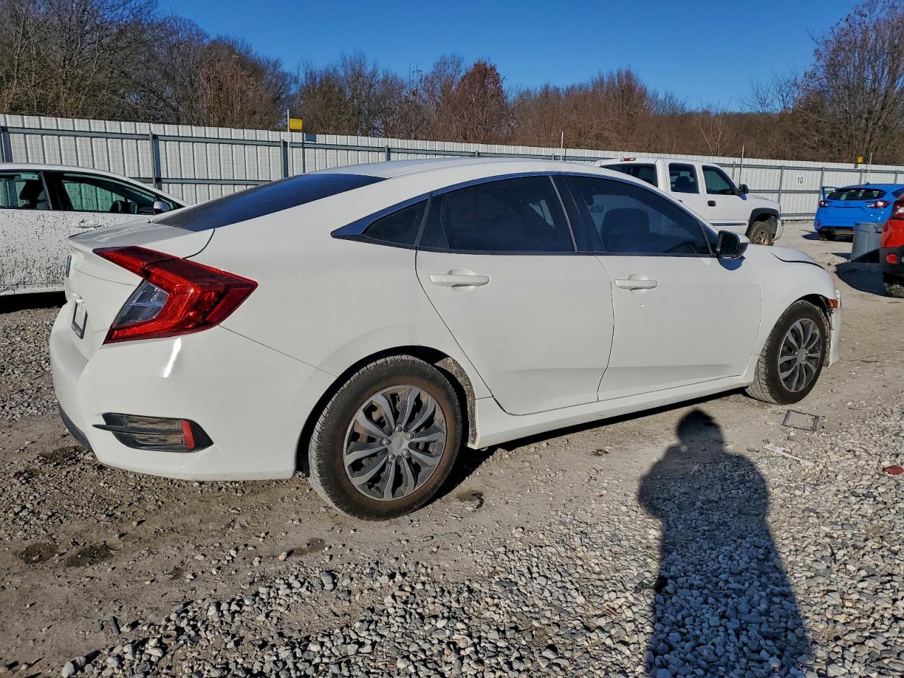 2016 HONDA CIVIC LX photo 3