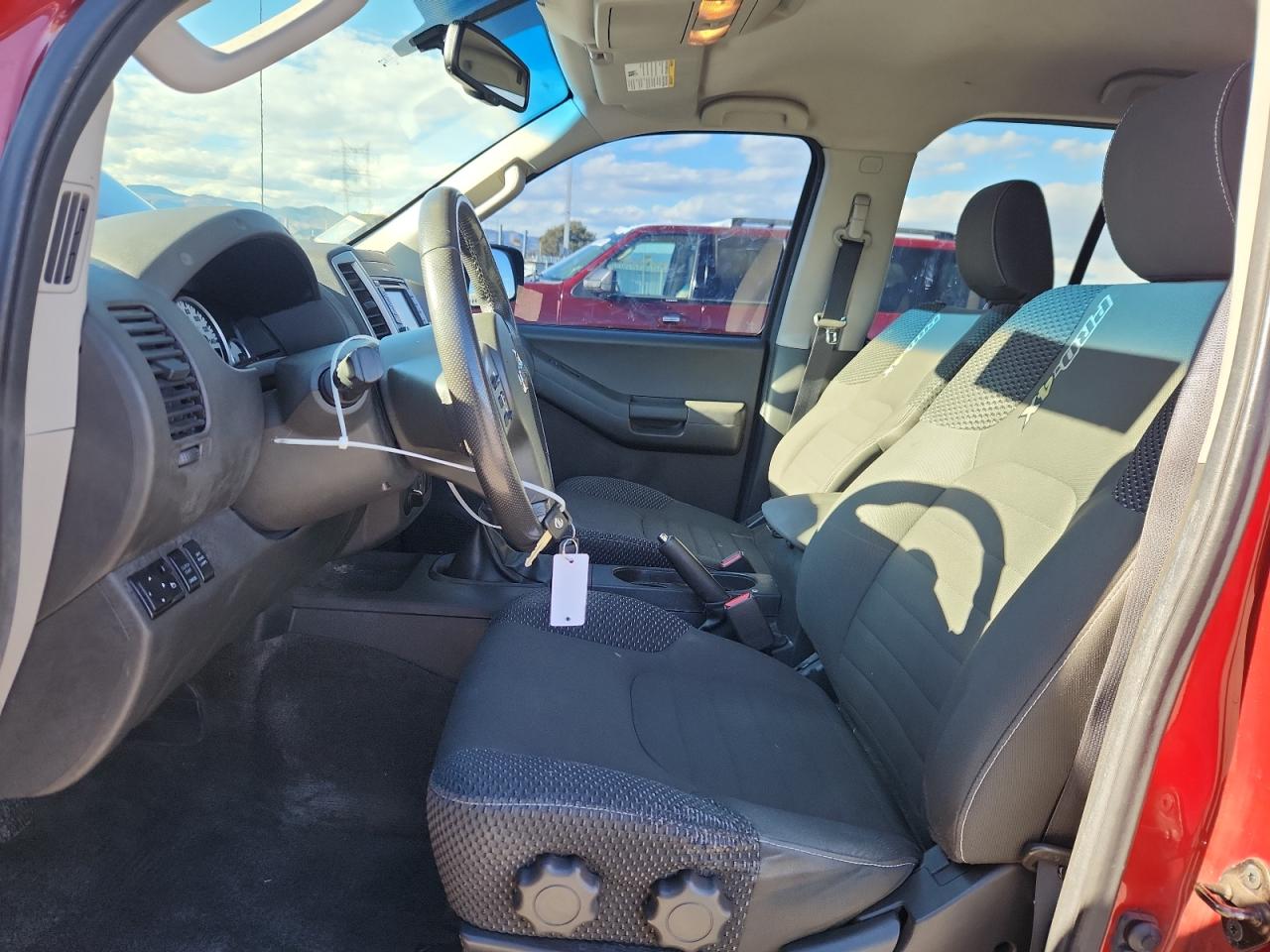 2013 NISSAN XTERRA X photo 13