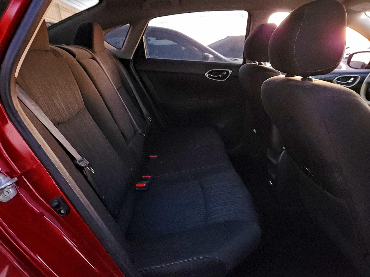 2019 NISSAN SENTRA photo 19