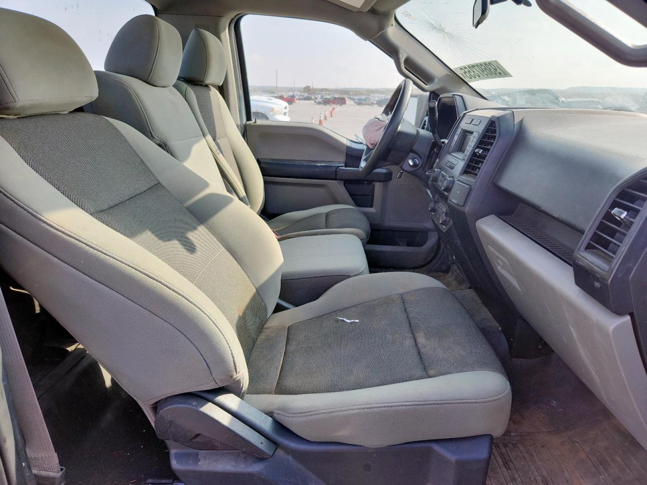 2020 FORD F150 photo 19