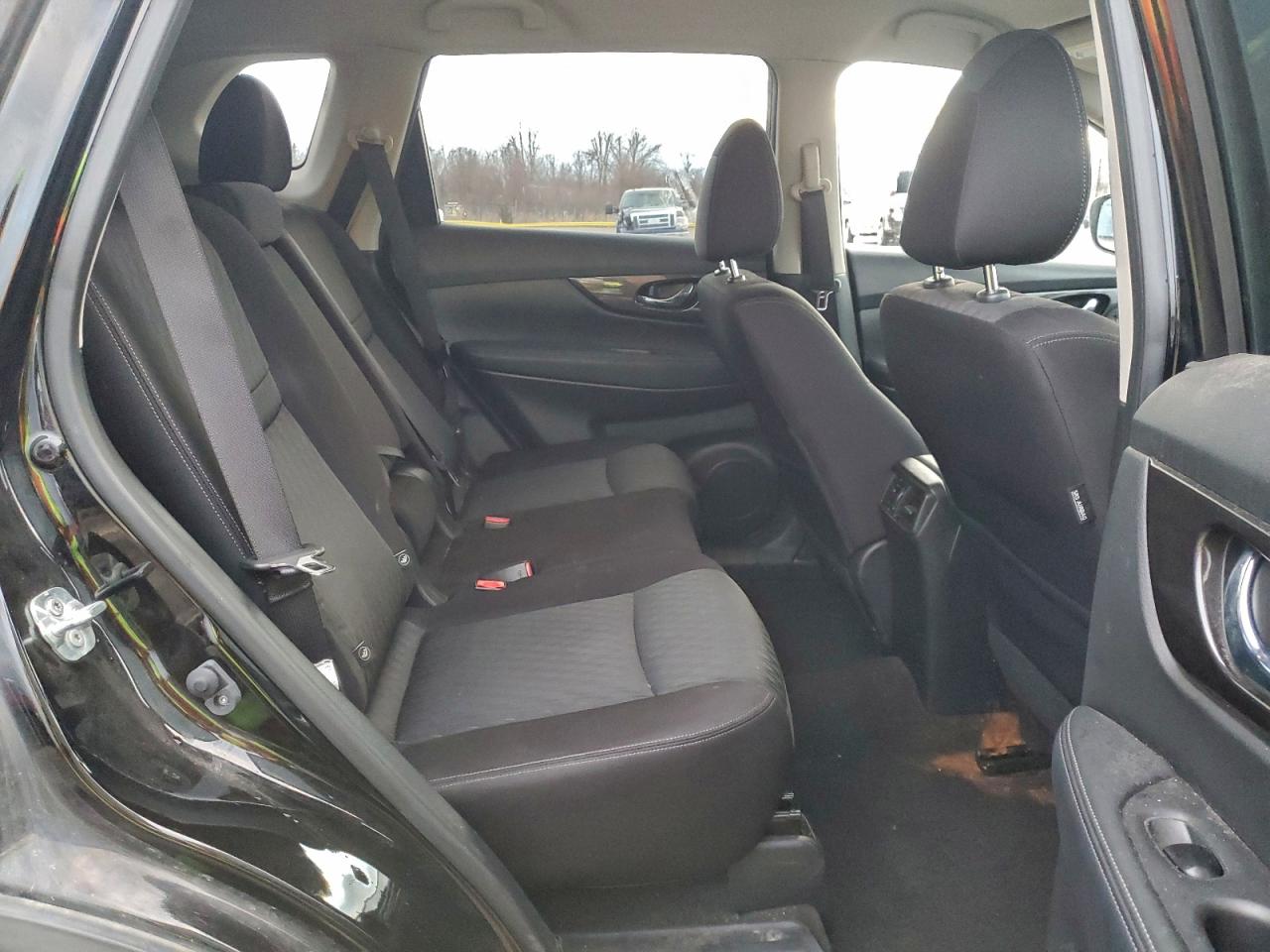2018 NISSAN ROGUE S photo 21