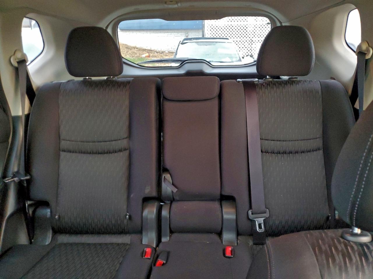 2018 NISSAN ROGUE S photo 19