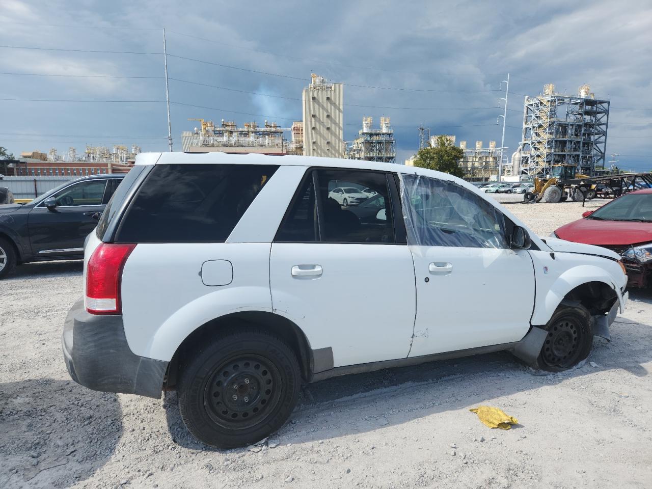 2005 SATURN VUE photo 5