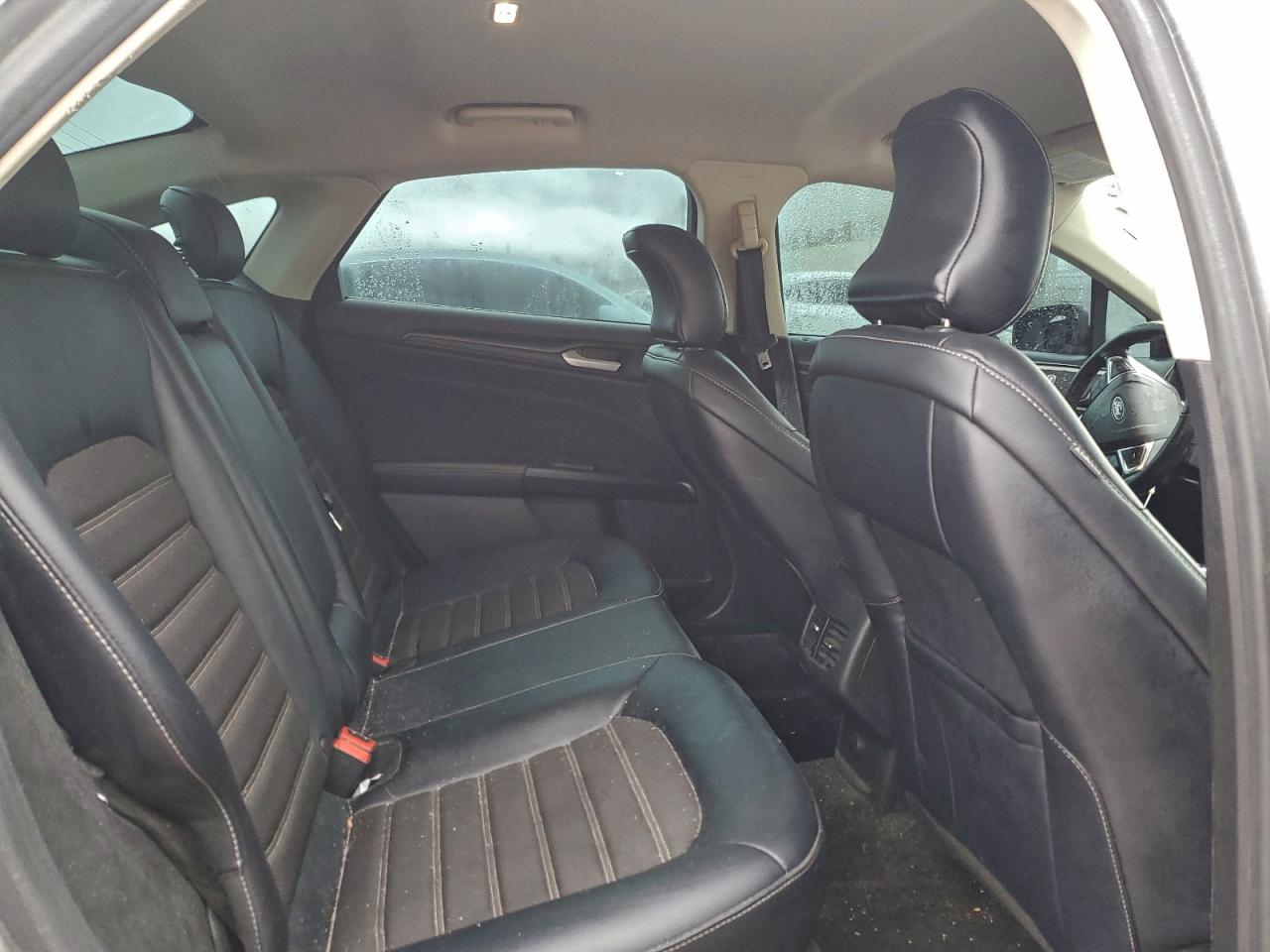 2018 FORD FUSION SE photo 19