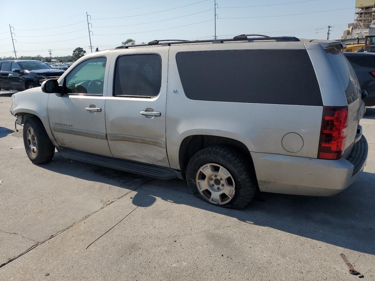2009 CHEVROLET SUBURBAN C1500 LT photo 4