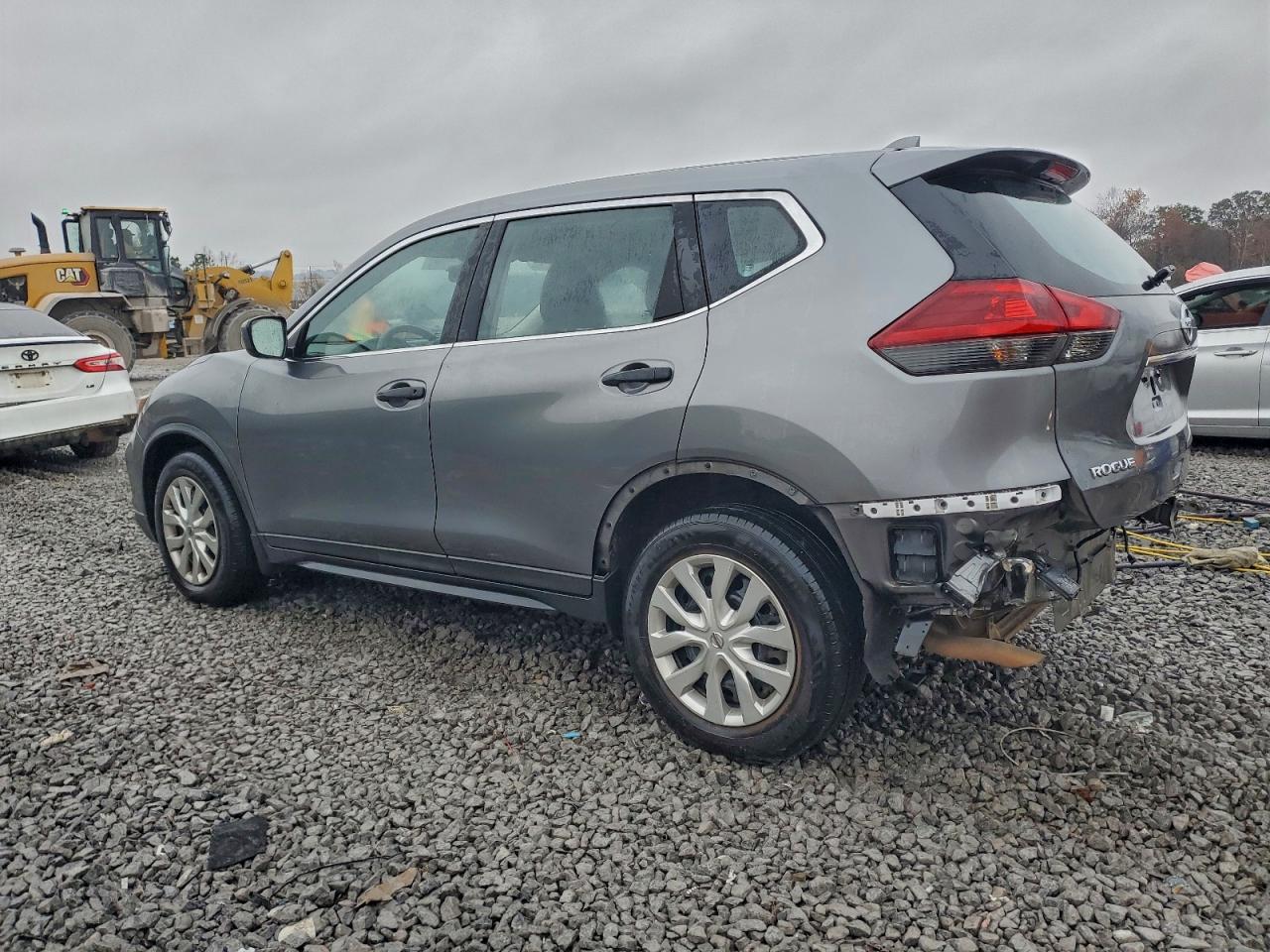 2018 NISSAN ROGUE S photo 3