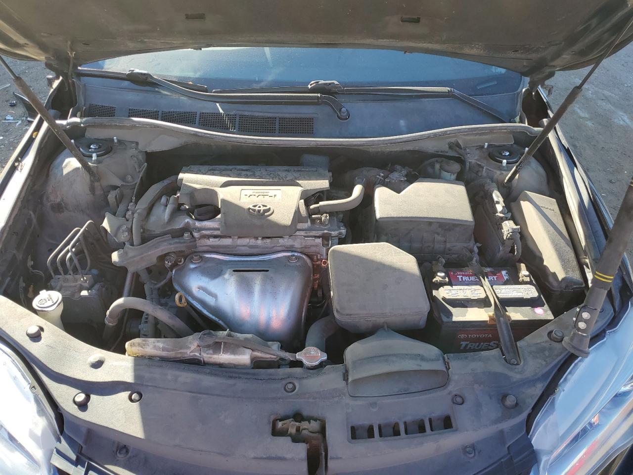 2016 TOYOTA CAMRY SE photo 21