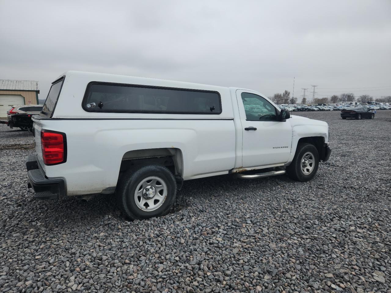 2017 CHEVROLET SILVERADO C1500 photo 3