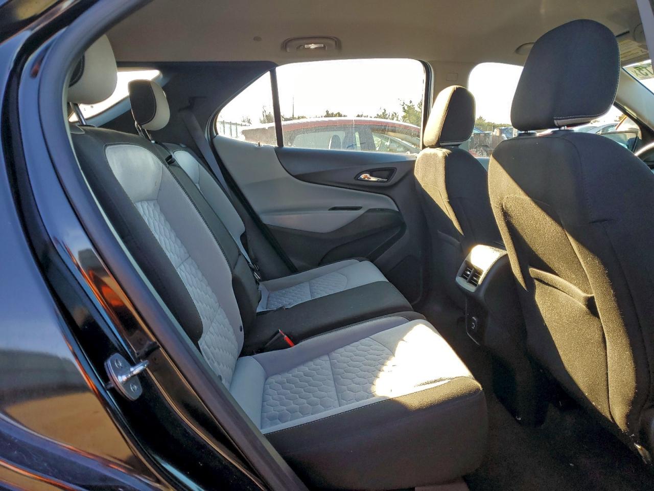 2020 CHEVROLET EQUINOX LS photo 21