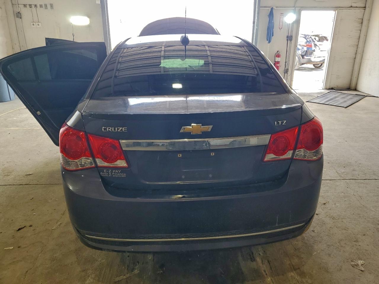 2015 CHEVROLET CRUZE LTZ photo 11