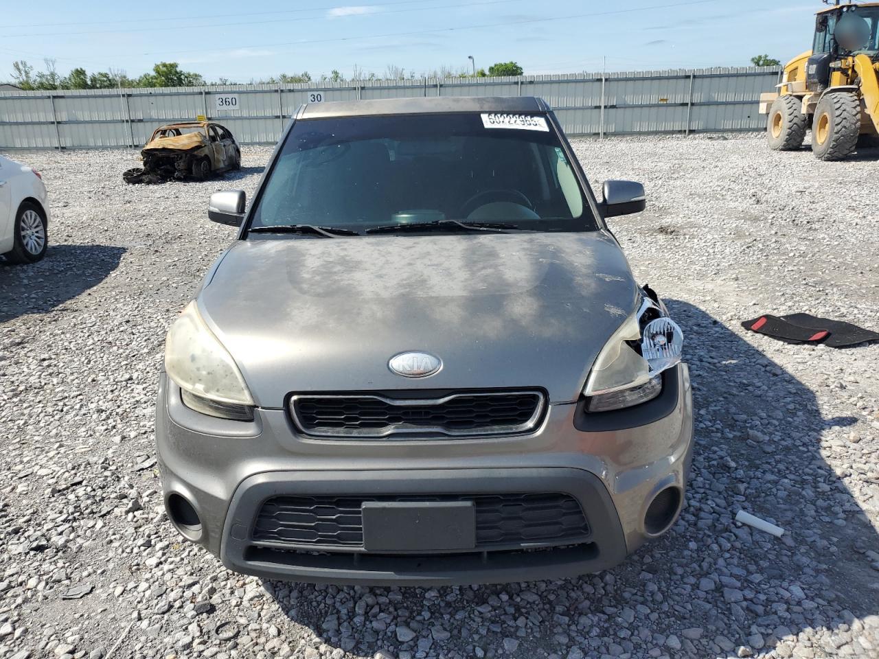 2013 KIA SOUL + photo 5