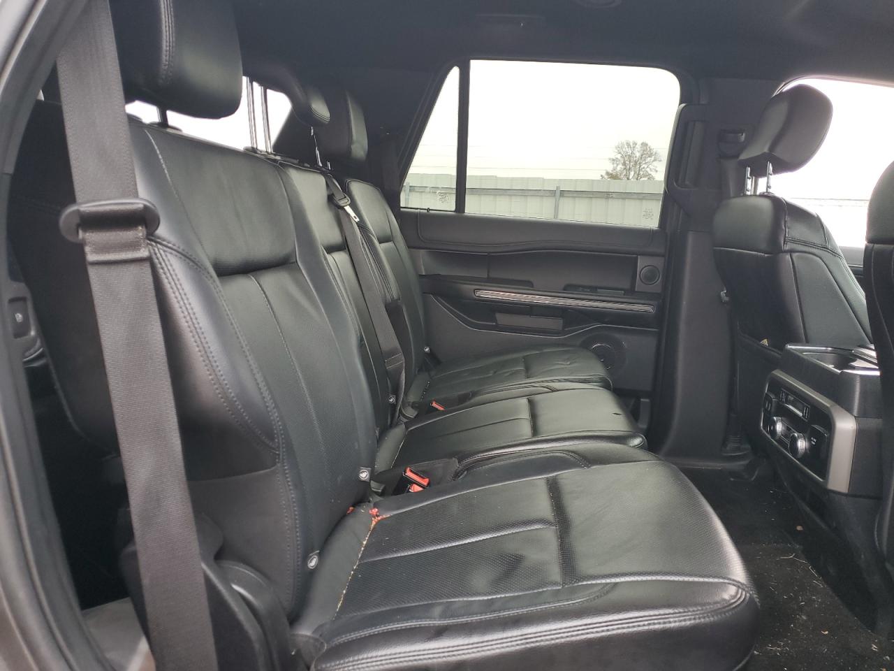 2018 FORD EXPEDITION XLT photo 11