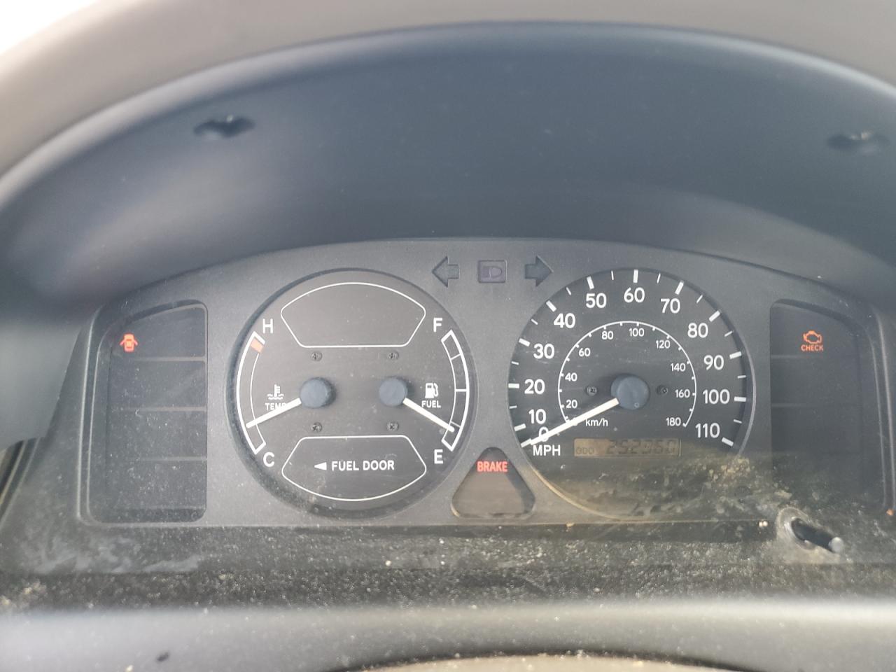 2000 TOYOTA COROLLA VE photo 9