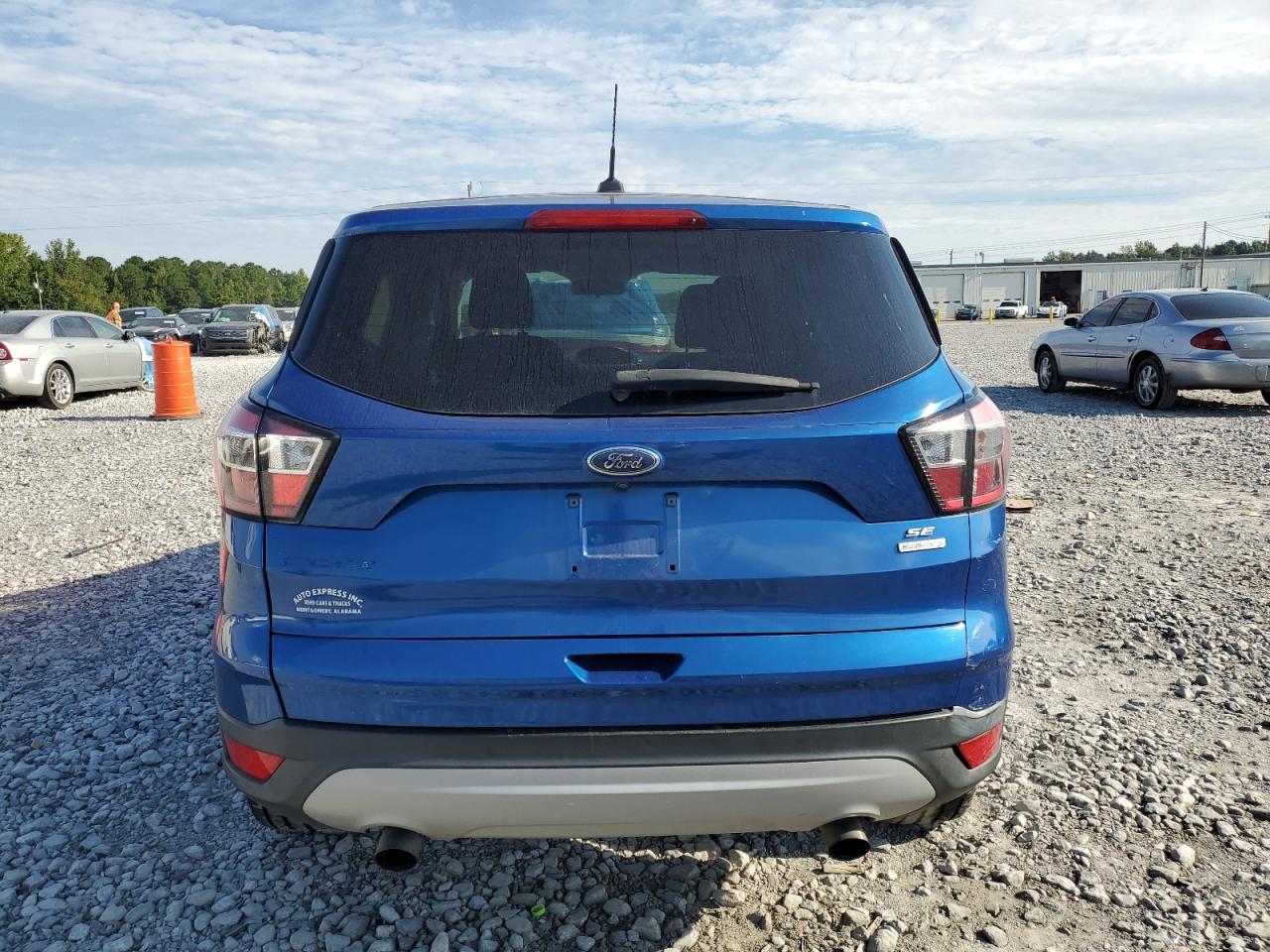 2017 FORD ESCAPE SE photo 16