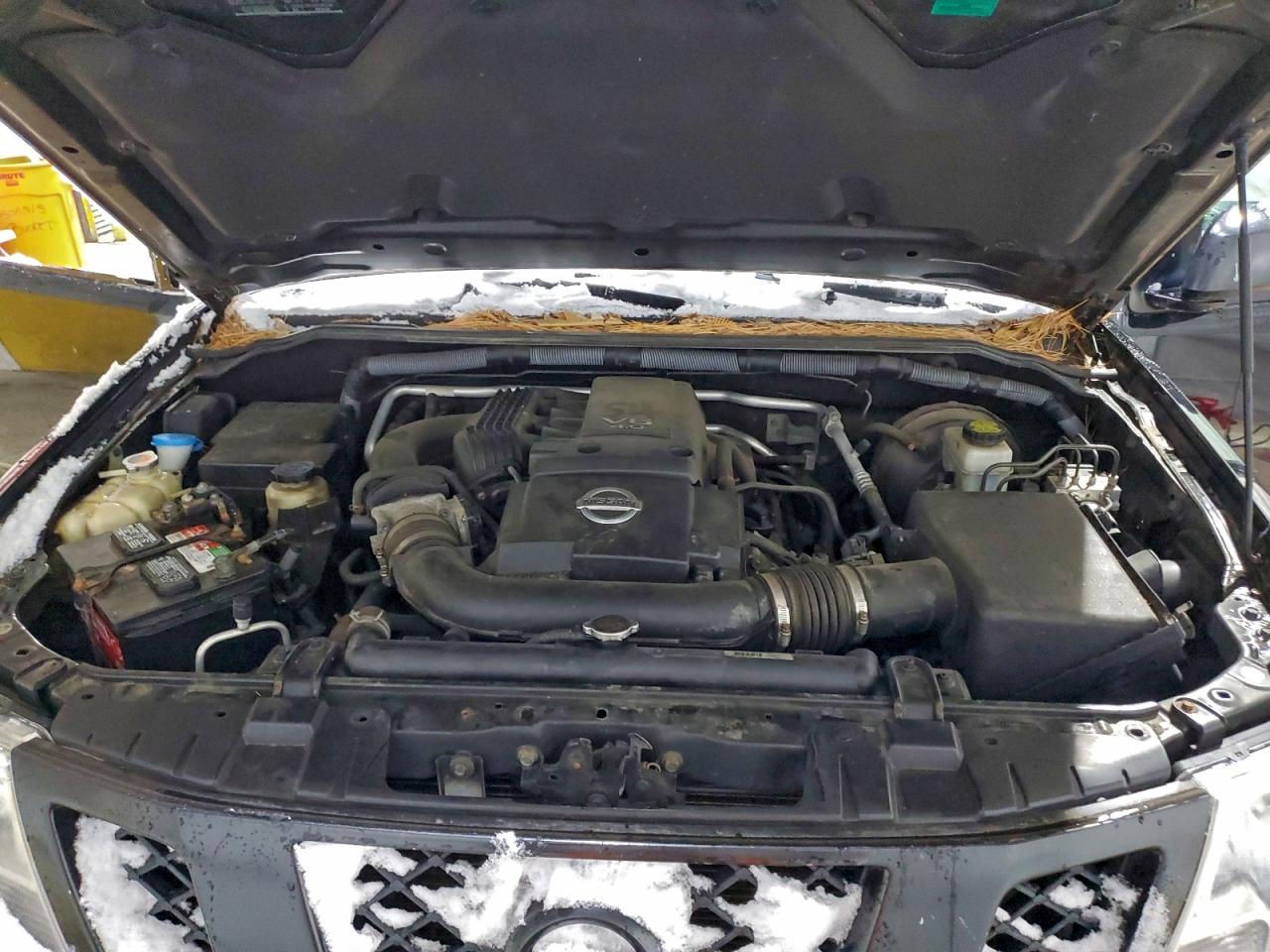 2011 NISSAN FRONTIER S photo 11