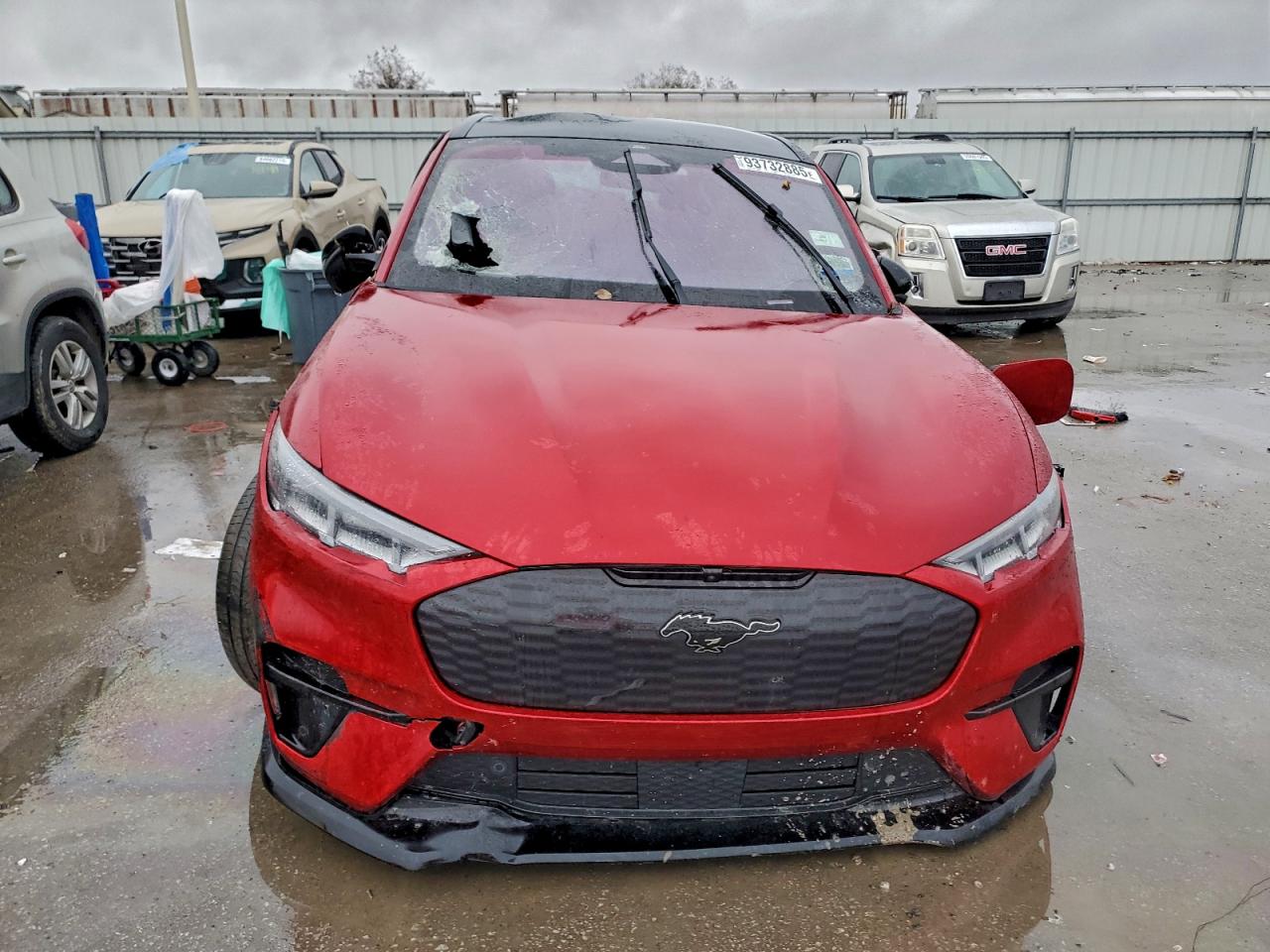 2022 FORD MUSTANG MACH-E GT photo 9