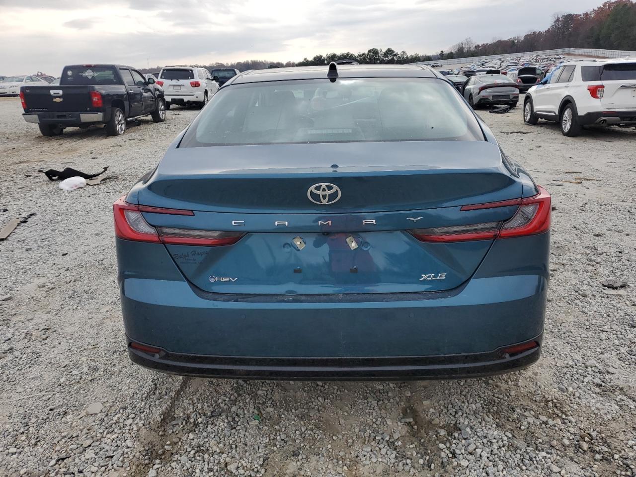 2025 TOYOTA CAMRY XSE photo 6