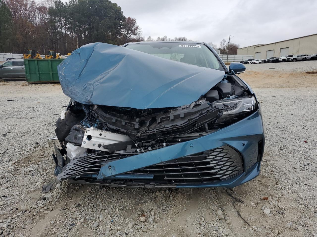 2025 TOYOTA CAMRY XSE photo 5