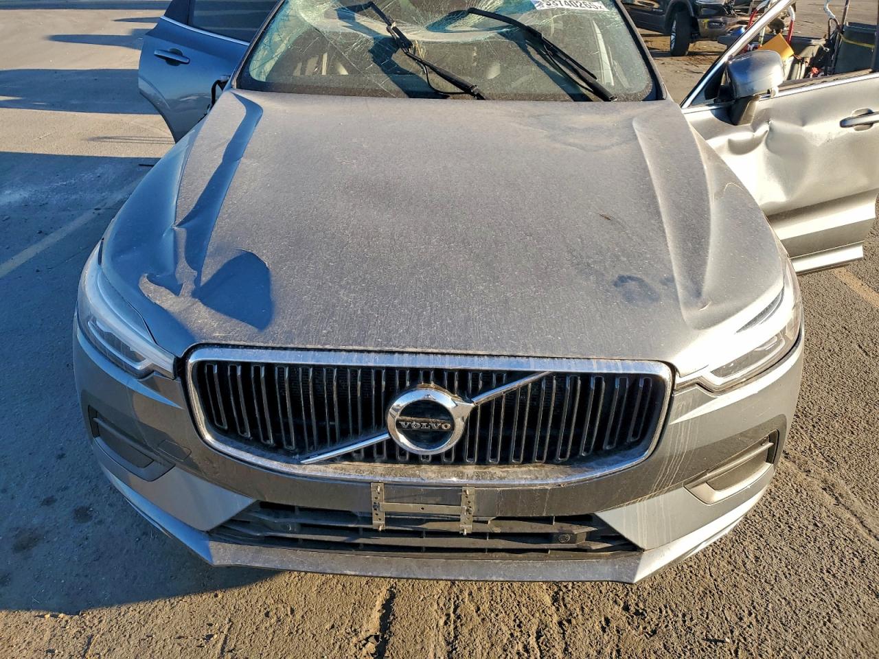 2019 VOLVO XC60 T5 photo 34