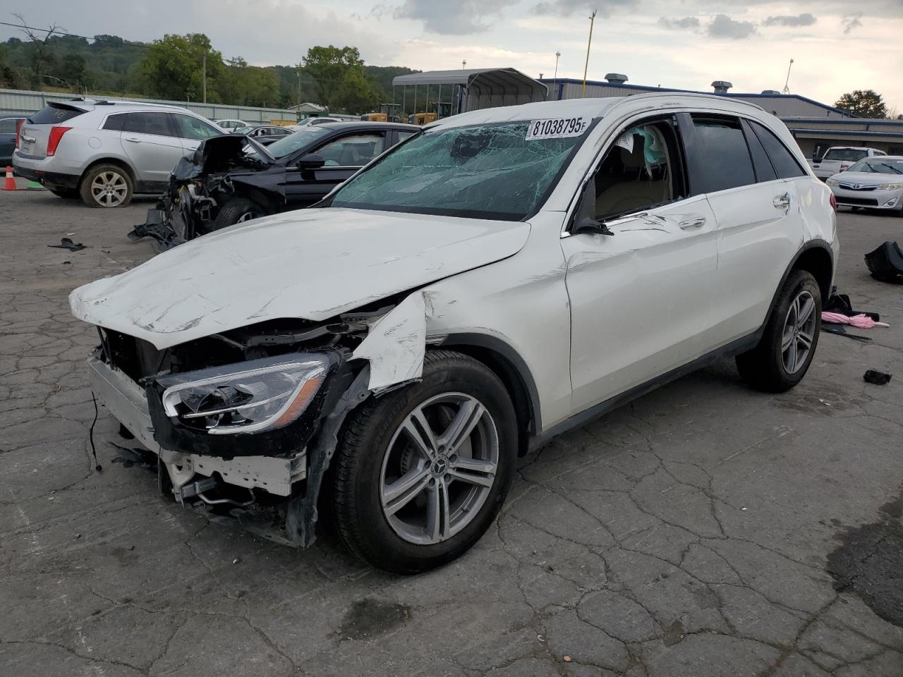 2022 MERCEDES-BENZ GLC