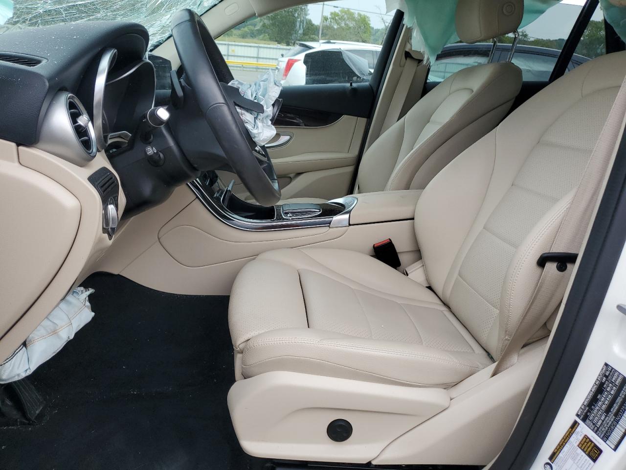 2022 MERCEDES-BENZ GLC 300 photo 13