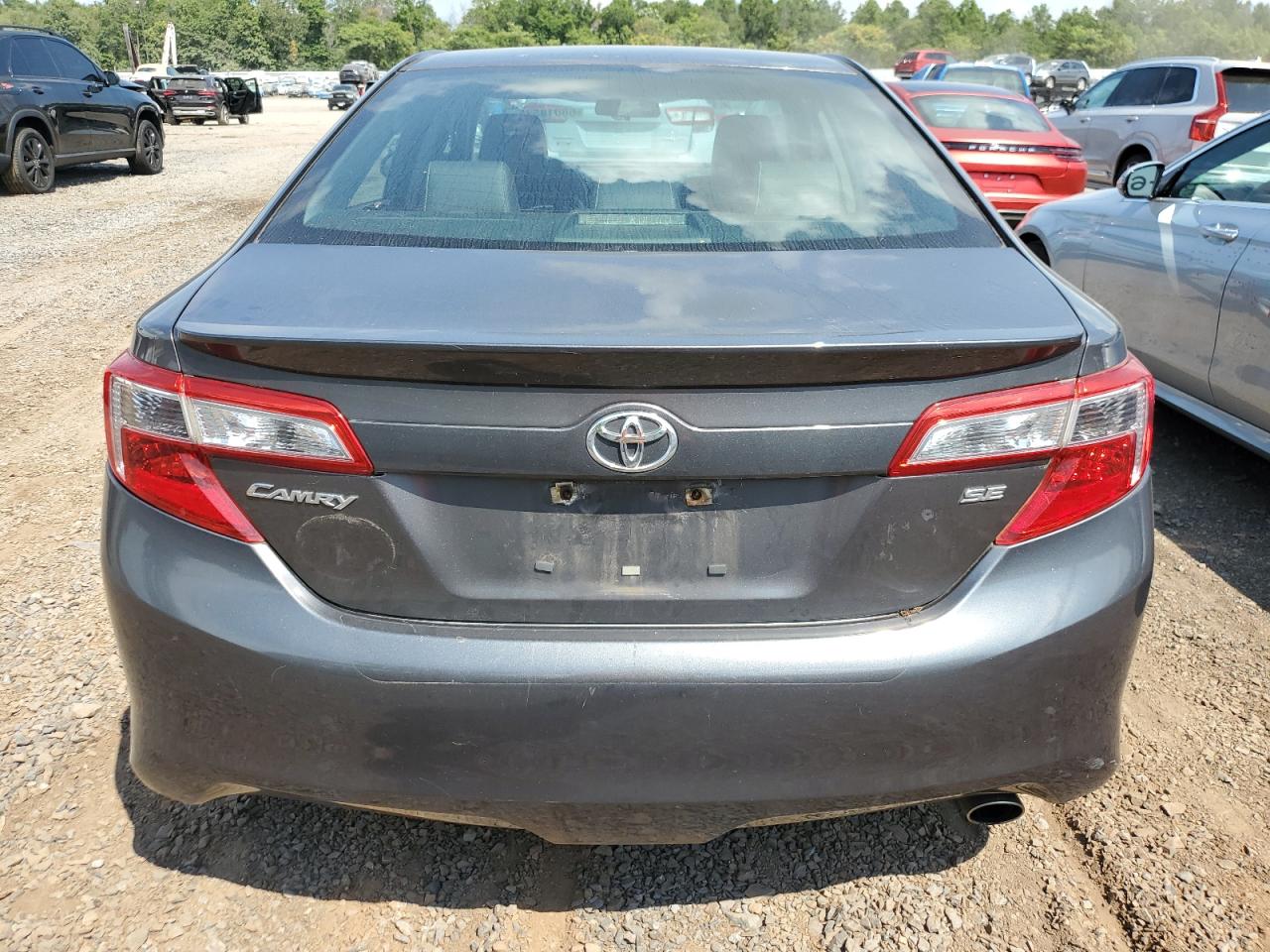 2014 TOYOTA CAMRY L photo 6
