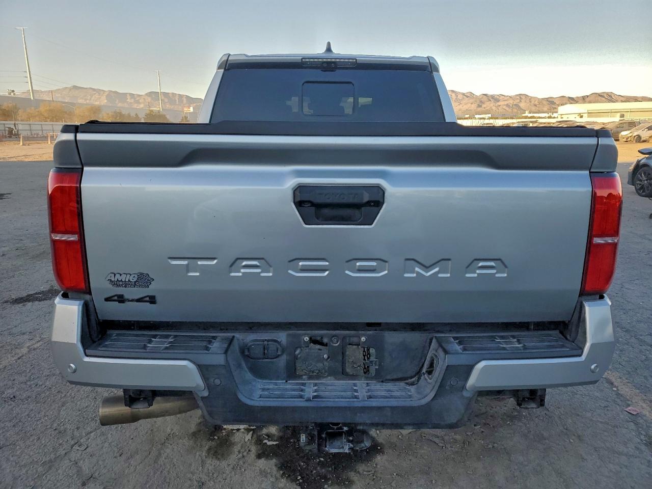 2024 TOYOTA TACOMA TRD SPORT photo 6