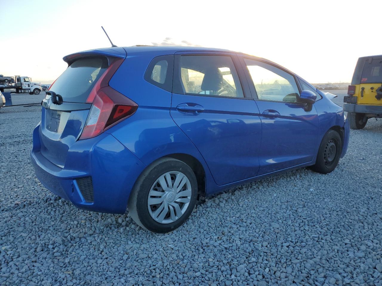 2016 HONDA FIT LX photo 5
