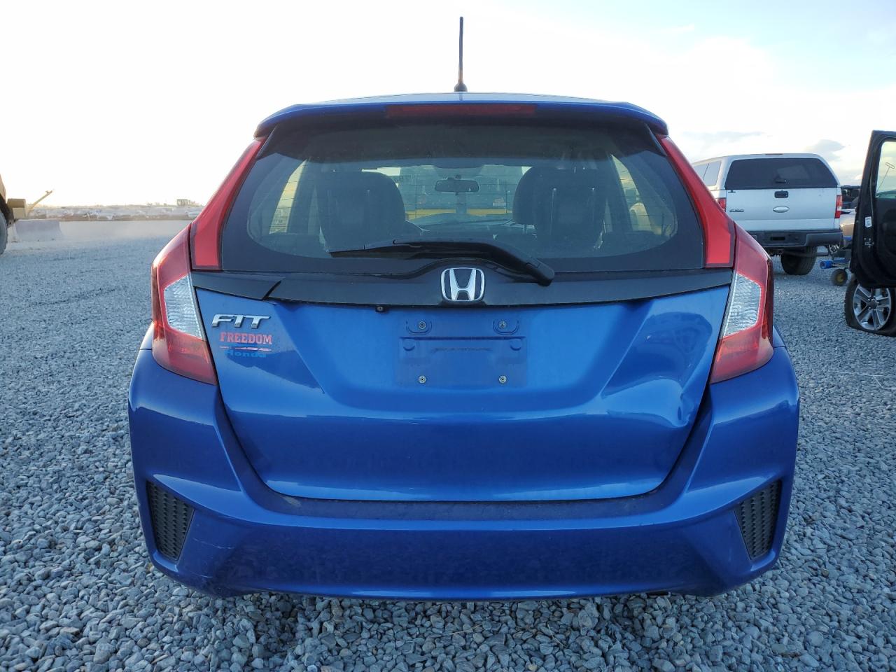 2016 HONDA FIT LX photo 11