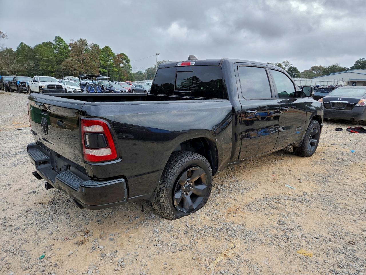 2019 RAM 1500 BIG HORN/LONE STAR photo 3