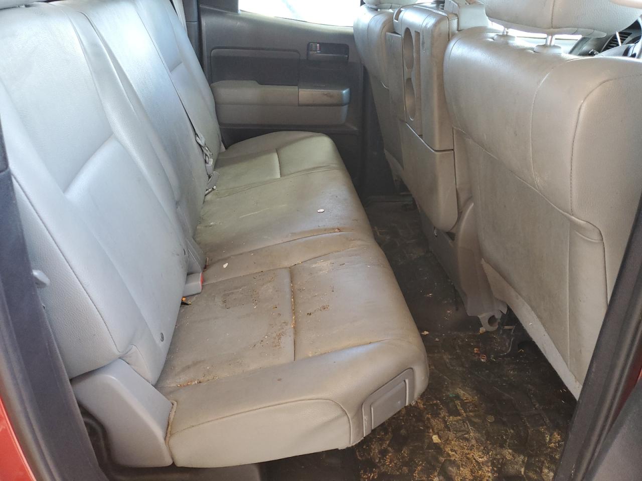 2011 TOYOTA TUNDRA DOUBLE CAB SR5 photo 28