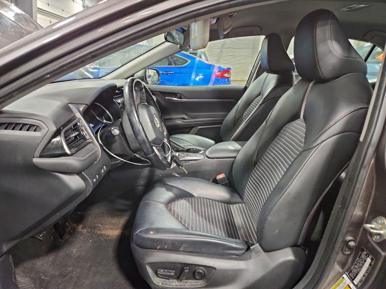 2020 TOYOTA CAMRY SE photo 7