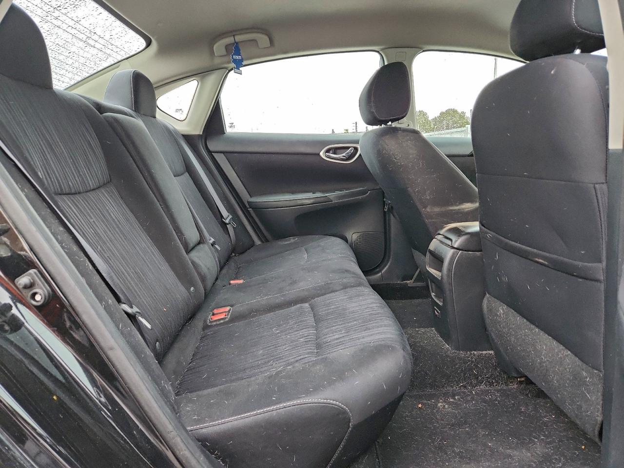 2019 NISSAN SENTRA S photo 10