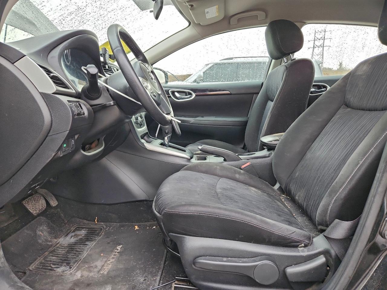 2019 NISSAN SENTRA S photo 7