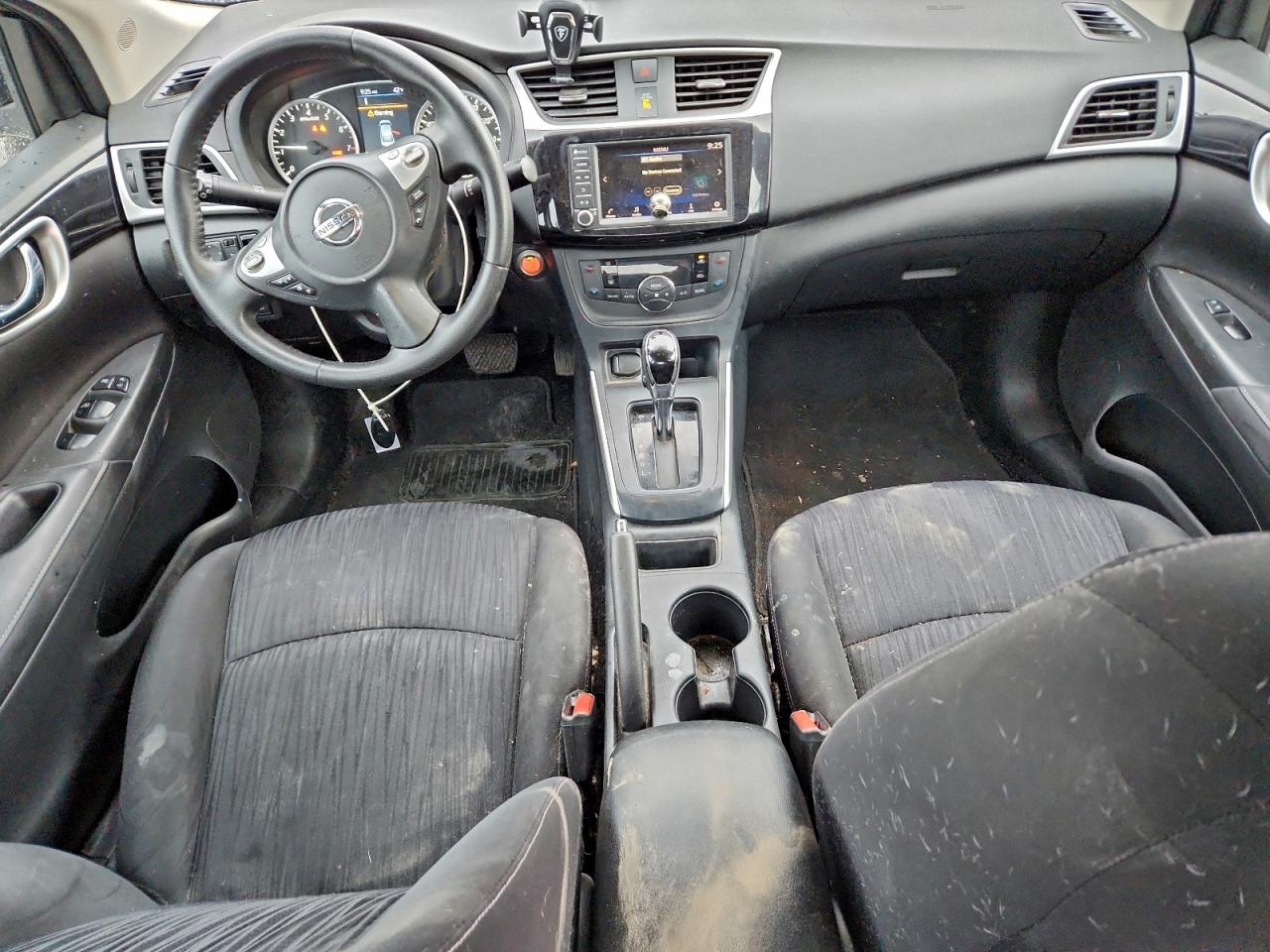 2019 NISSAN SENTRA S photo 8