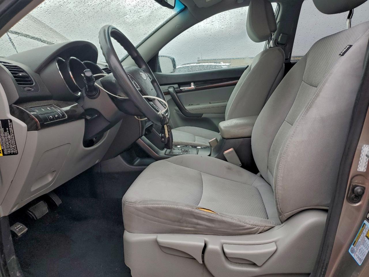 2011 KIA SORENTO LX photo 7