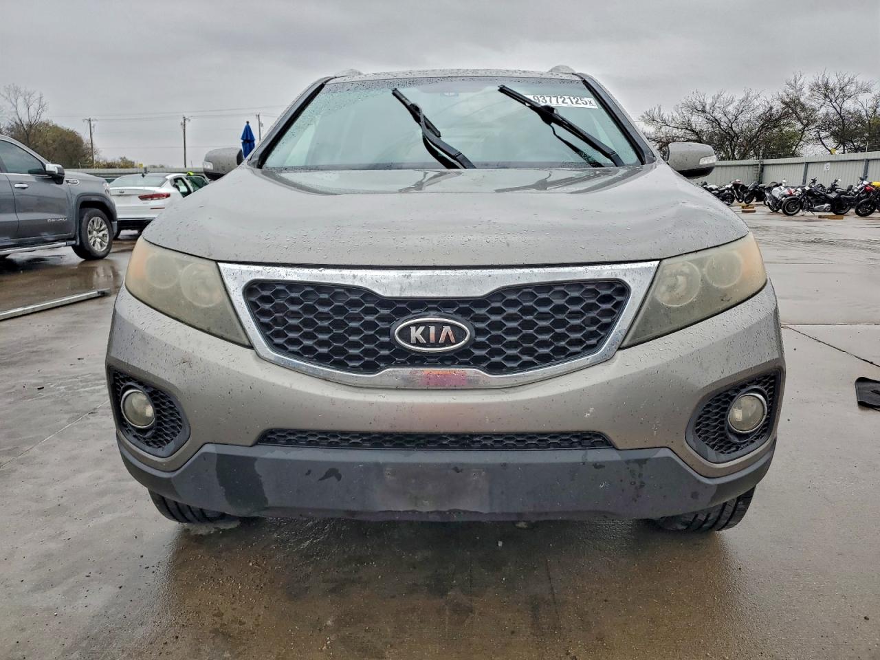 2011 KIA SORENTO LX photo 5