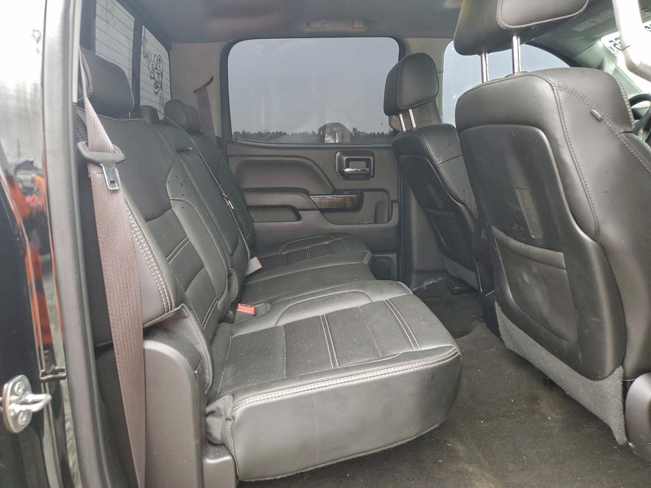 2015 GMC SIERRA K2500 DENALI photo 19