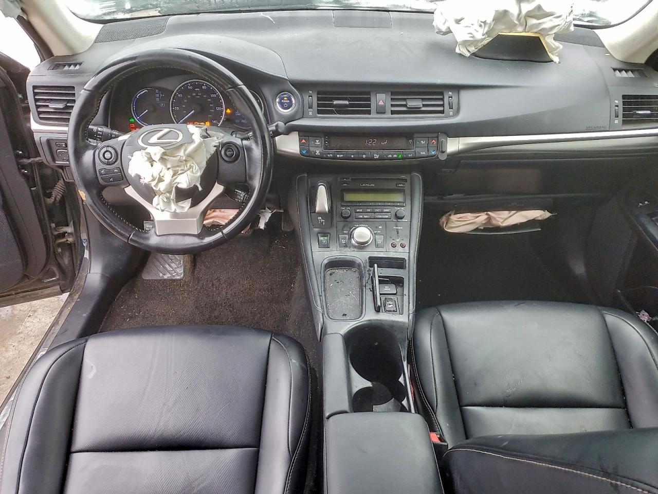 2017 LEXUS CT 200 photo 8