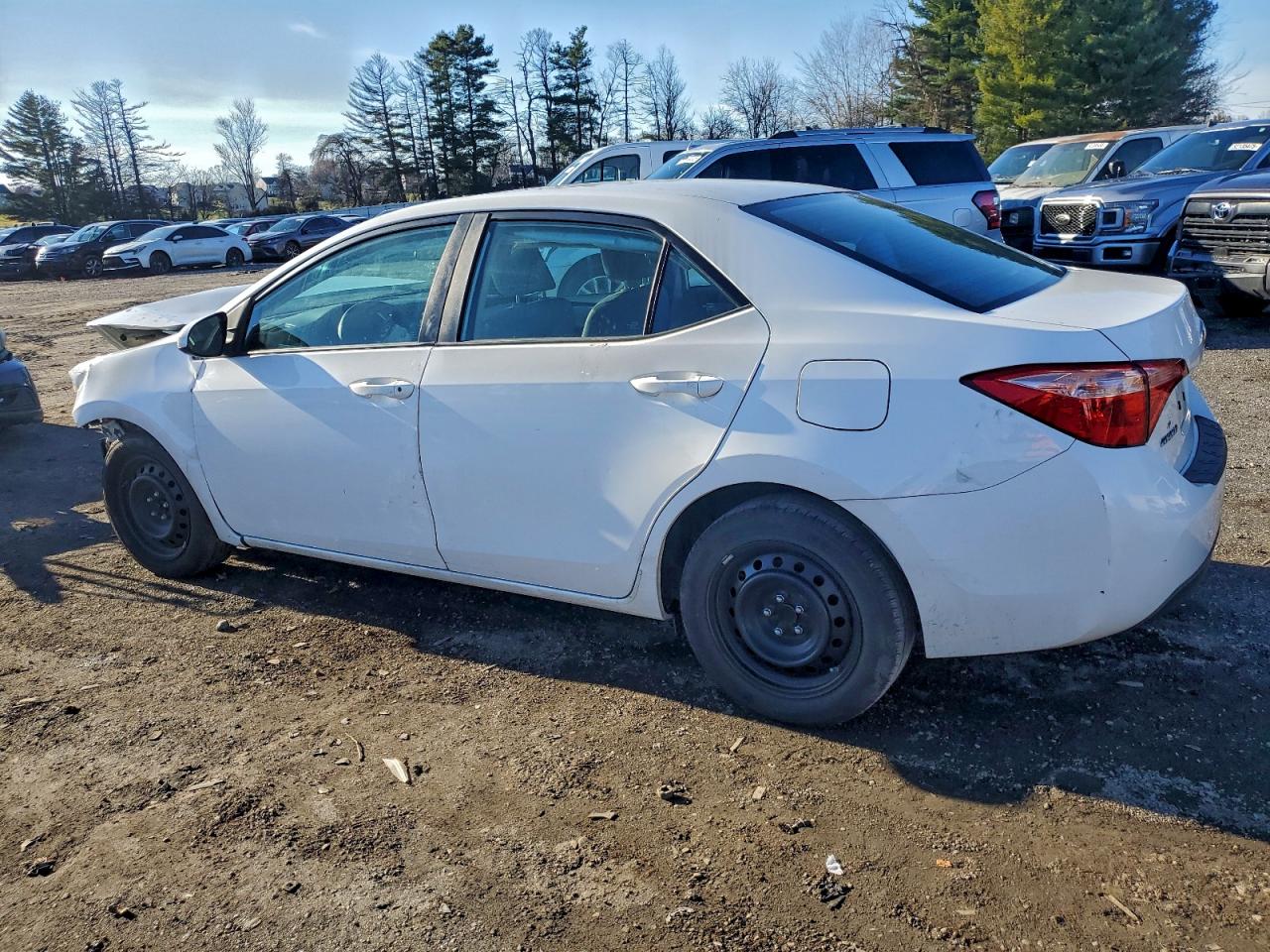 2018 TOYOTA COROLLA L photo 4