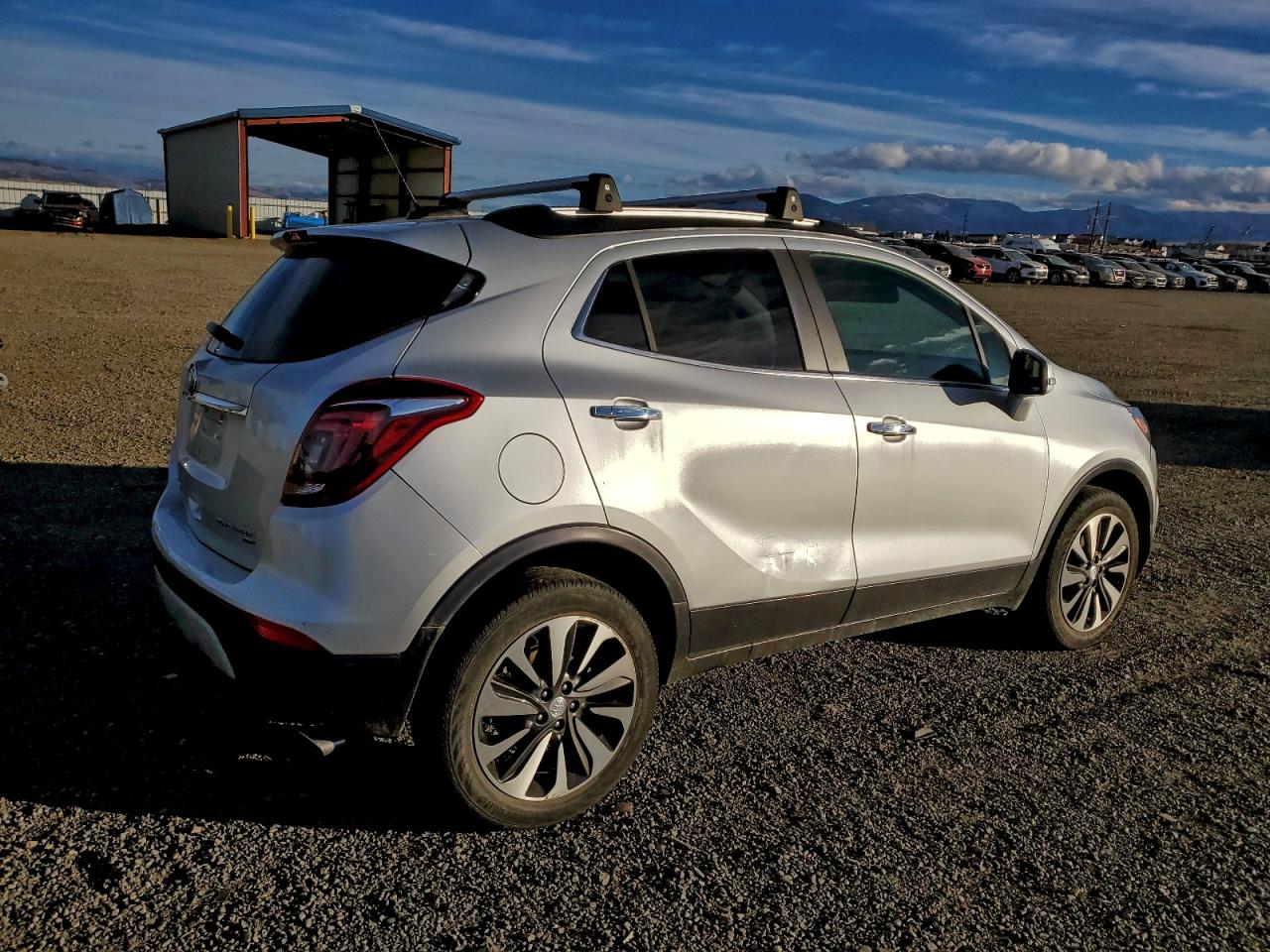 2018 BUICK ENCORE ESSENCE photo 3